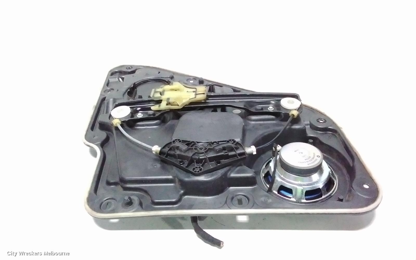JEEP GRANDCHEROKEE LEFT REAR WND REG/MOTOR, WK, 10/2010 - 02/2022 - Image 1