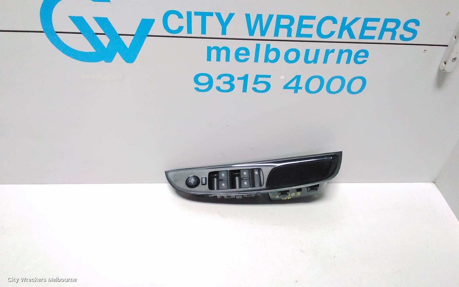 HOLDEN COMMODORE PWR DR WIND SWITCH, RH FRONT (MASTER SWITCH), VF, BLACK, 4 SWITCH TYPE, 05/2013 - 12/2017 - Image 1