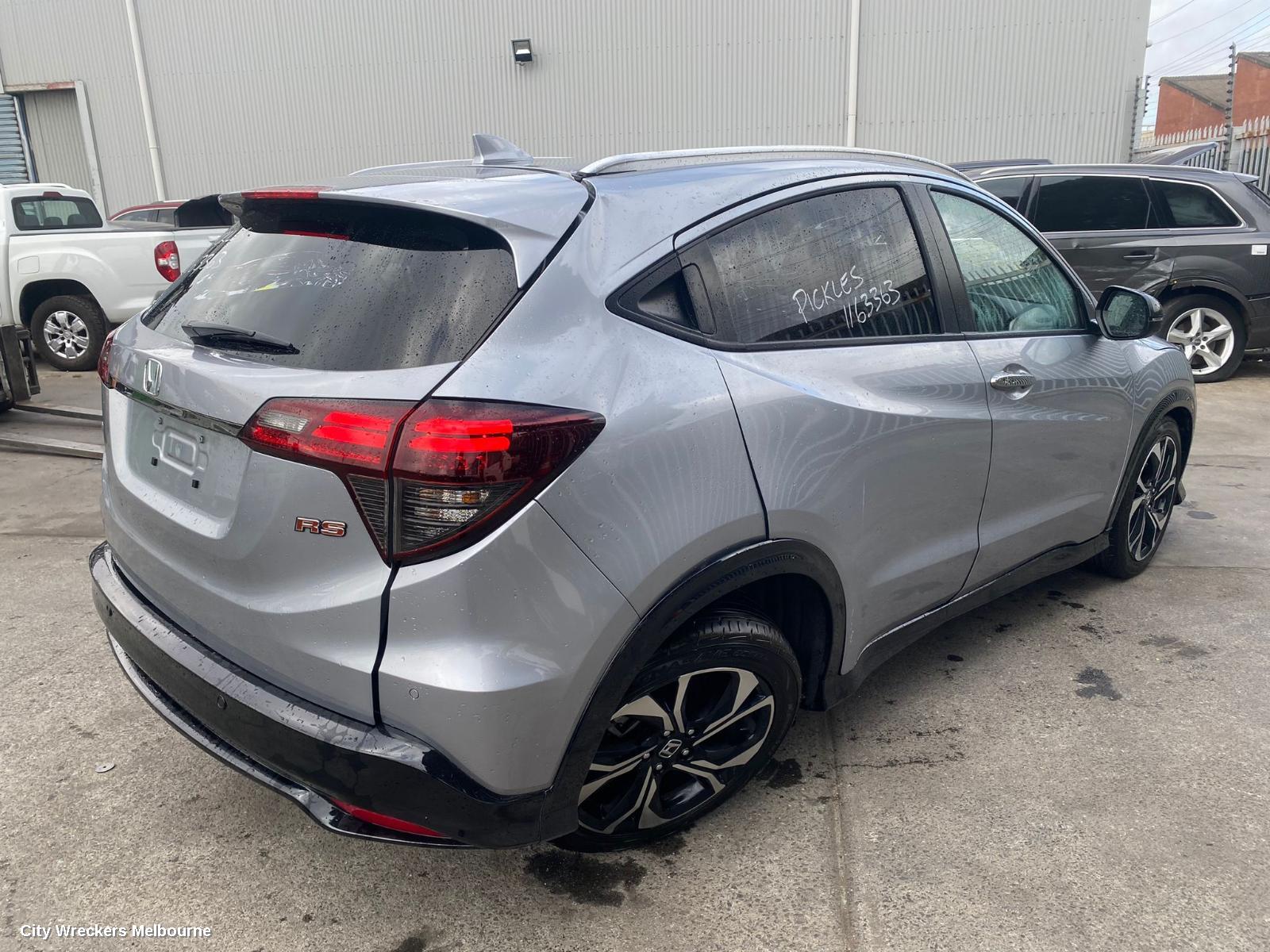 HONDA HRV RIGHT FRONT DOOR, VTI-S/VTI-L, 12/2014 - 10/2021 - Image 3