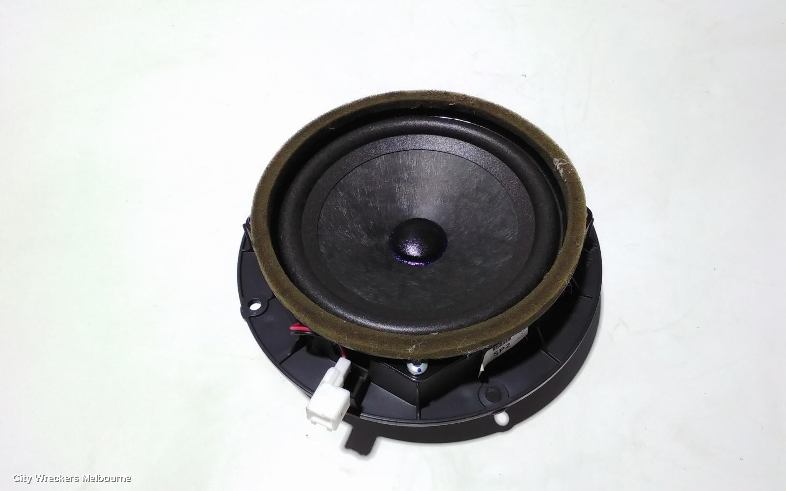 HYUNDAI GENESIS SPEAKER, DH, 11/2014 - 01/2018 - Image 1