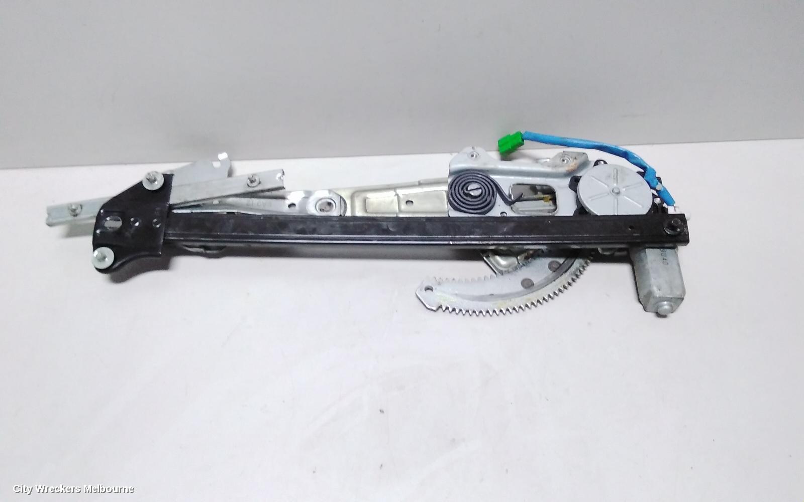 SUBARU FORESTER LEFT FRONT WINDOW REG/MOTOR, POWER, SG, 07/2002 - 02/2008 - Image 2
