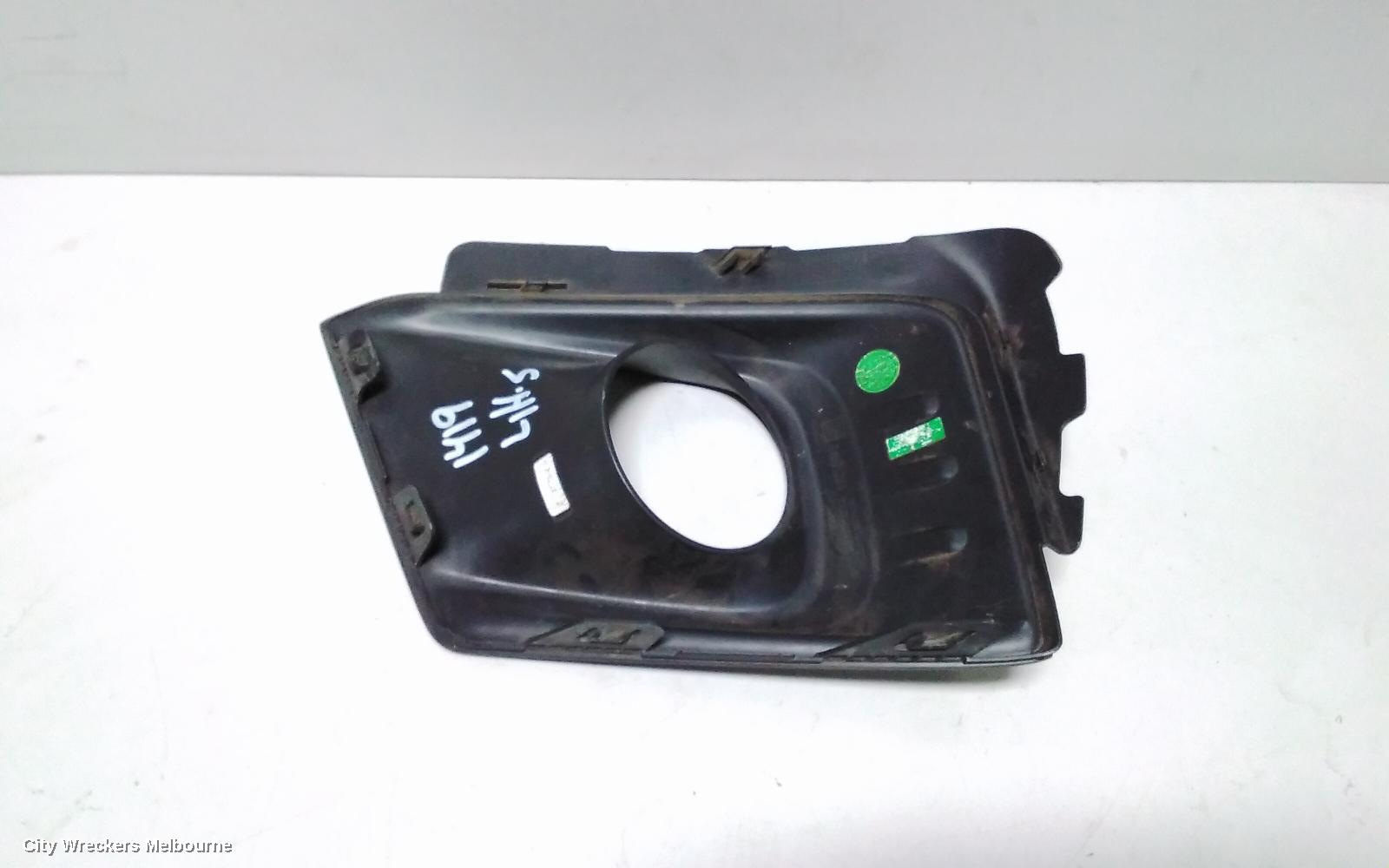 HOLDEN CAPTIVA LEFT INDICATOR/FOG/SIDE, BUMPER FOGLAMP SURROUND-BLACK, CG, 10/2015 - 06/2018 - Image 3