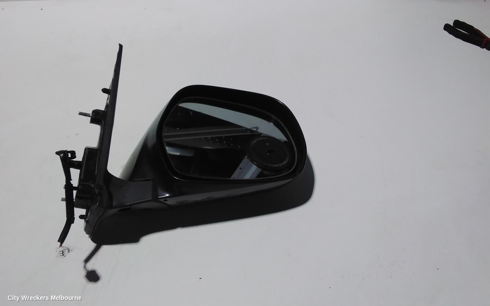 TOYOTA HIACE RIGHT DOOR MIRROR, TRH/KDH, POWER, BLACK (3 WIRE), 03/2005 - 01/2014 - Image 1