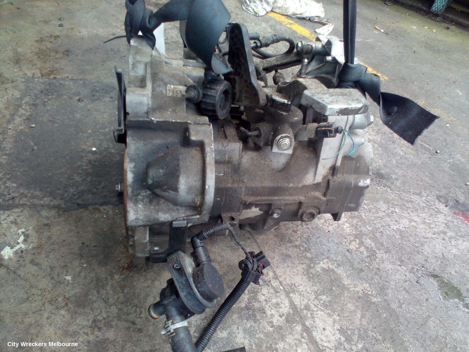VOLKSWAGEN GOLF TRANS/GEARBOX, MANUAL, PETROL, 1.4, GEN 6, KWB CODE, 10/2008 - 03/2013 - Image 3