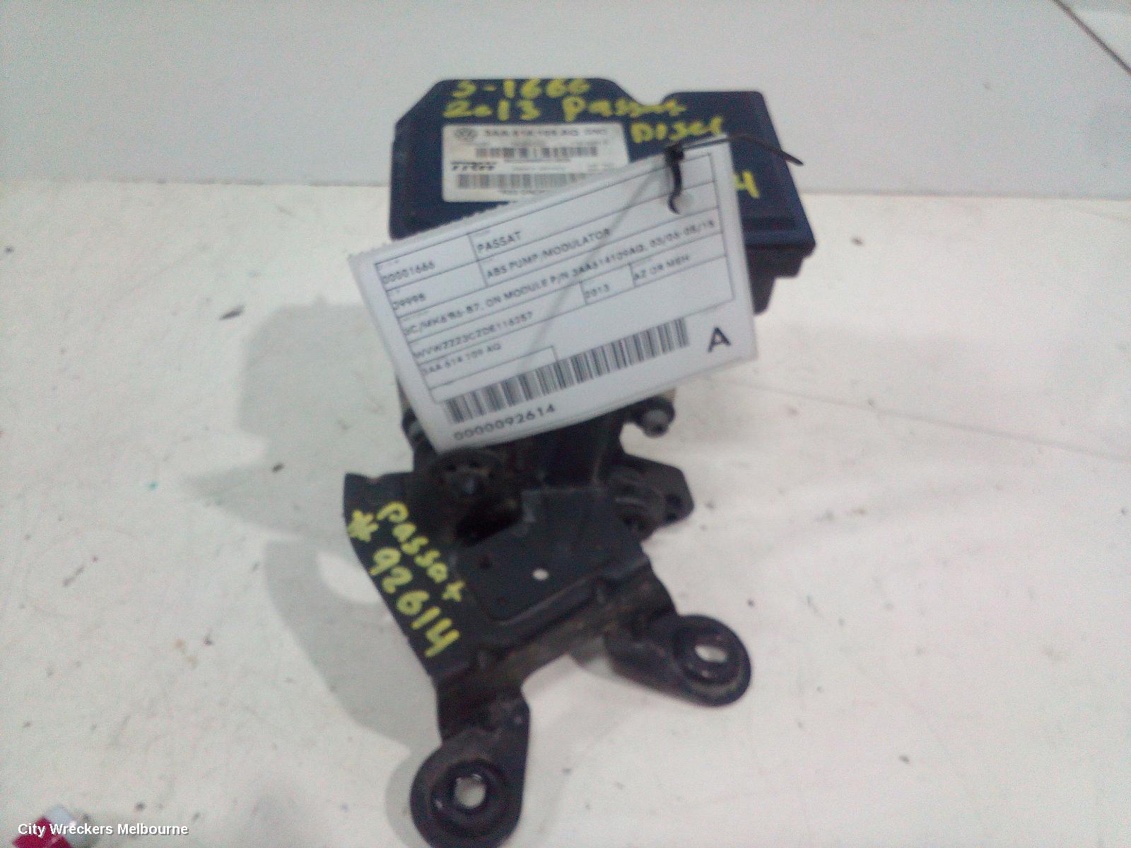 VOLKSWAGEN PASSAT ABS PUMP/MODULATOR, 3C/MK6 B6-B7, ON MODULE P/N 3AA614109AQ, 03/2006 - 05/2015 - Image 3