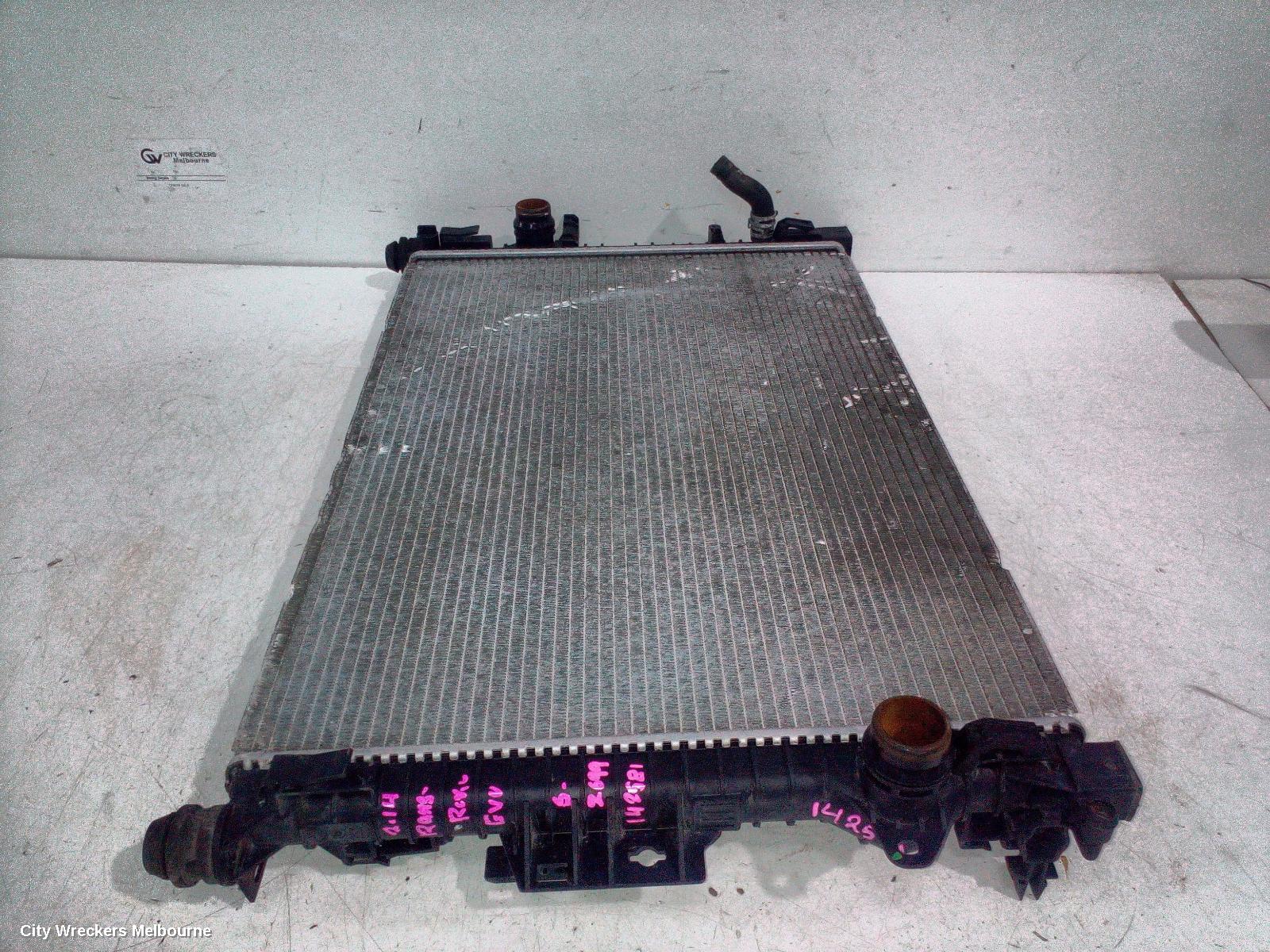 LAND ROVER RANGEROVER EVOQUE RADIATOR, AUTO, 2.2, DIESEL, L538, 11/2011 - 08/2015 - Image 2