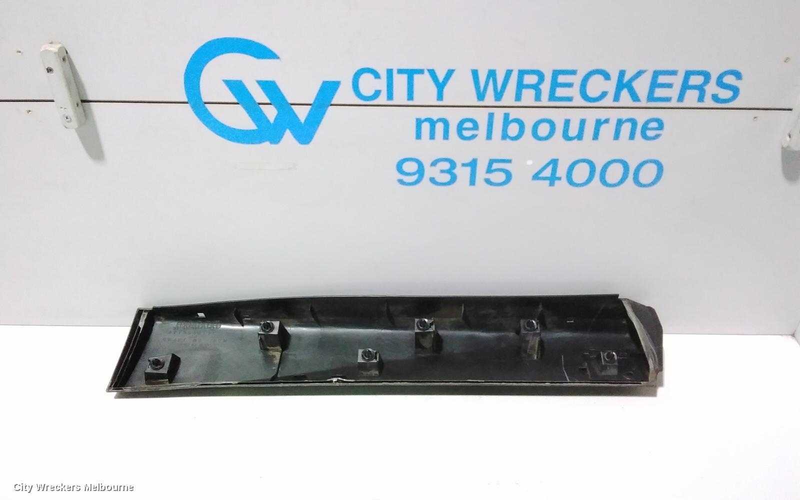 SUBARU FORESTER DOOR MOULD, RHR LOWER OUTER MOULD: 79179, RH REAR, SJ, 01/2013 - 08/2018 - Image 3