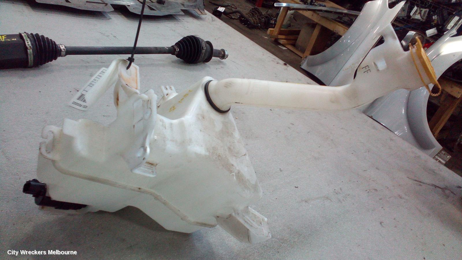 SUBARU IMPREZA WASHER BOTTLE, G5, W/ H/LAMP WASHER TYPE, 11/2016 ONWARDS - Image 3