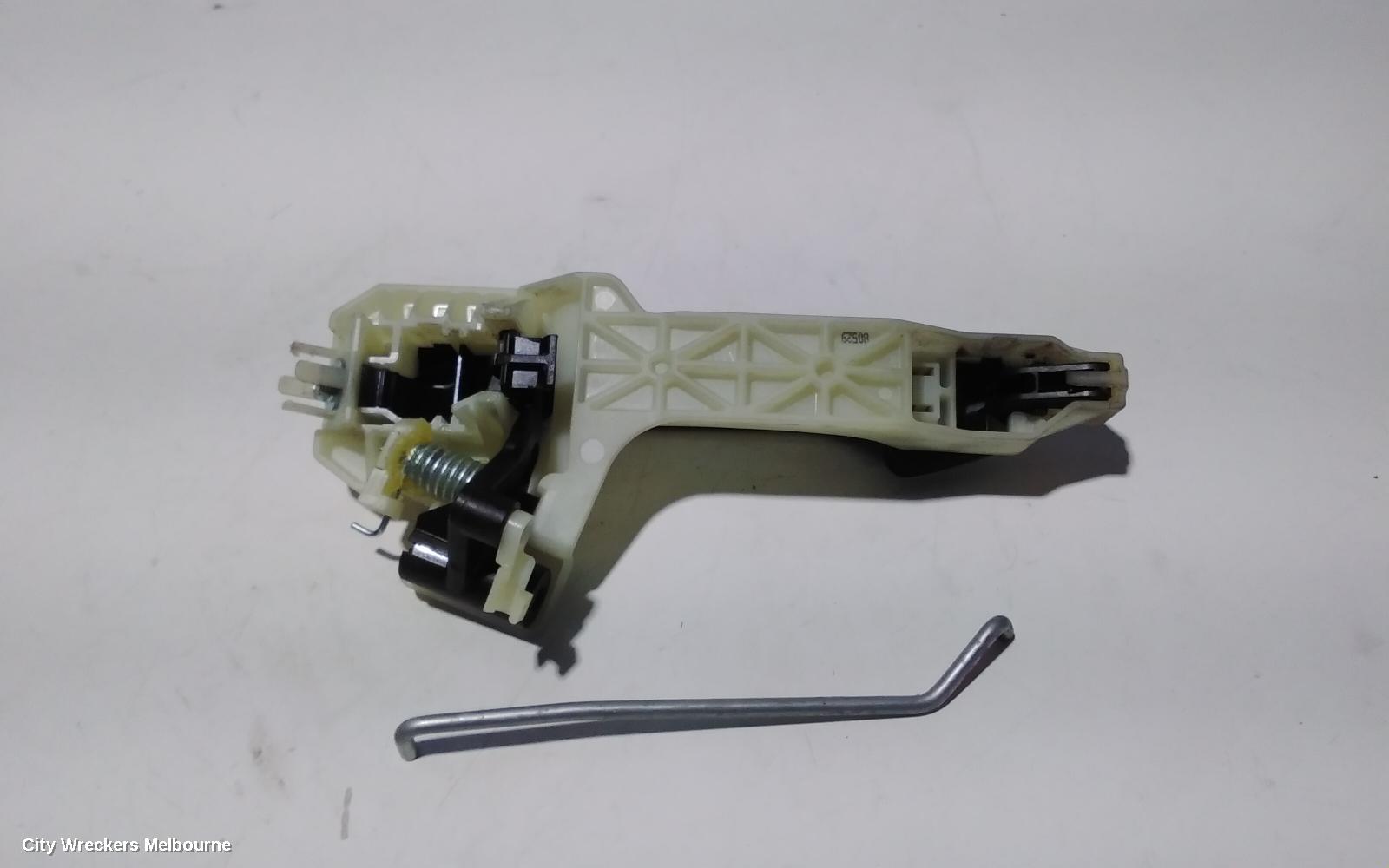 KIA RIO DOOR HANDLE, YB, RH REAR, OUTER, 12/2016 - 06/2023 - Image 3
