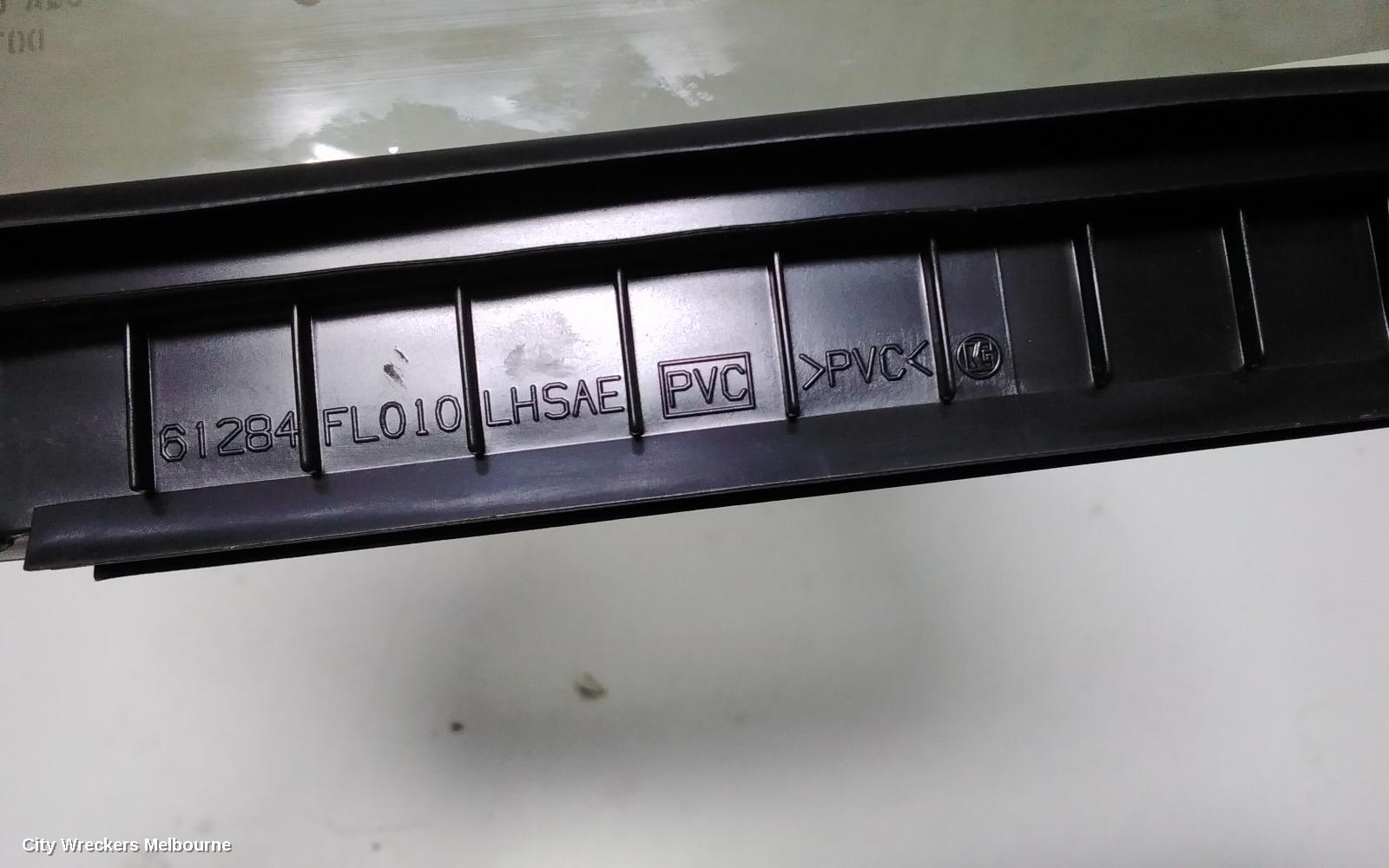 SUBARU IMPREZA LEFT FRONT 1/4 DOOR GLASS, G5, 09/2016 - 09/2023 - Image 2