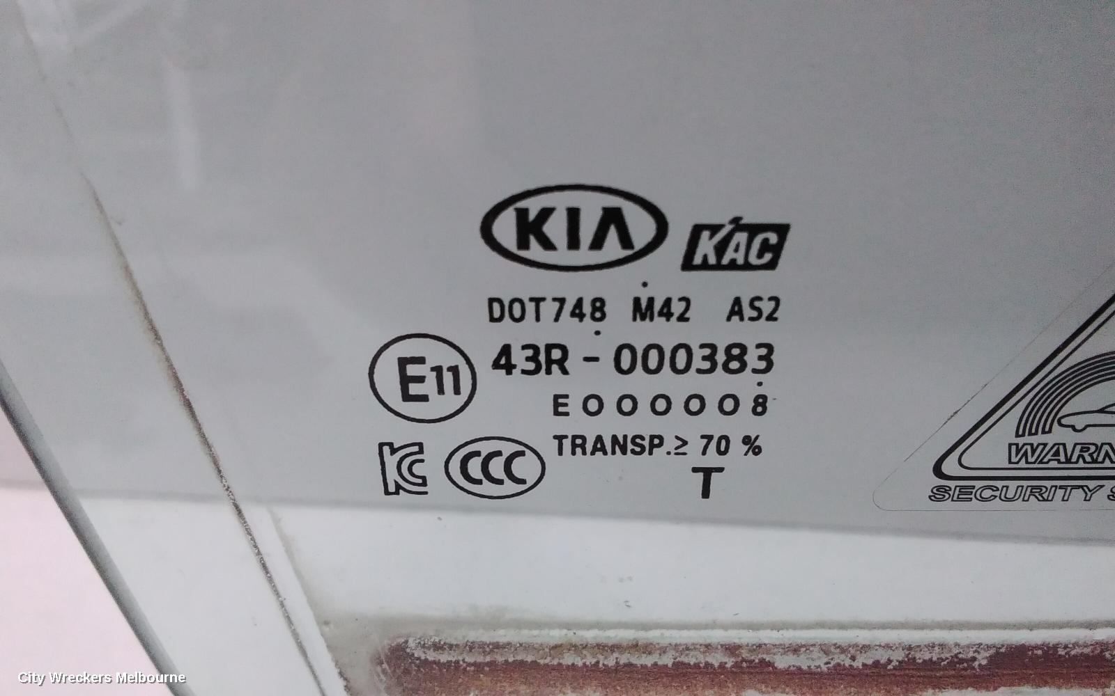 KIA CARNIVAL/GRAND CARNIVAL RIGHT FRONT DOOR WINDOW, YP, 02/2015 - 10/2020 - Image 2
