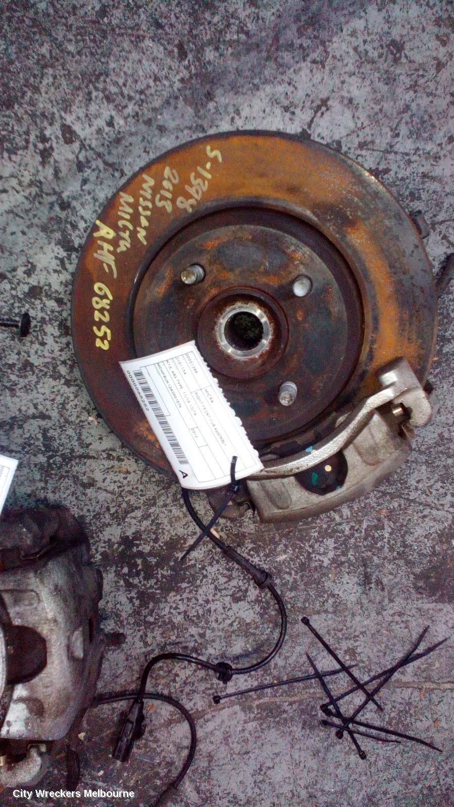 NISSAN MICRA RIGHT FRONT HUB ASSEMBLY, K13, ABS TYPE, 11/2010 - 12/2016 - Image 1