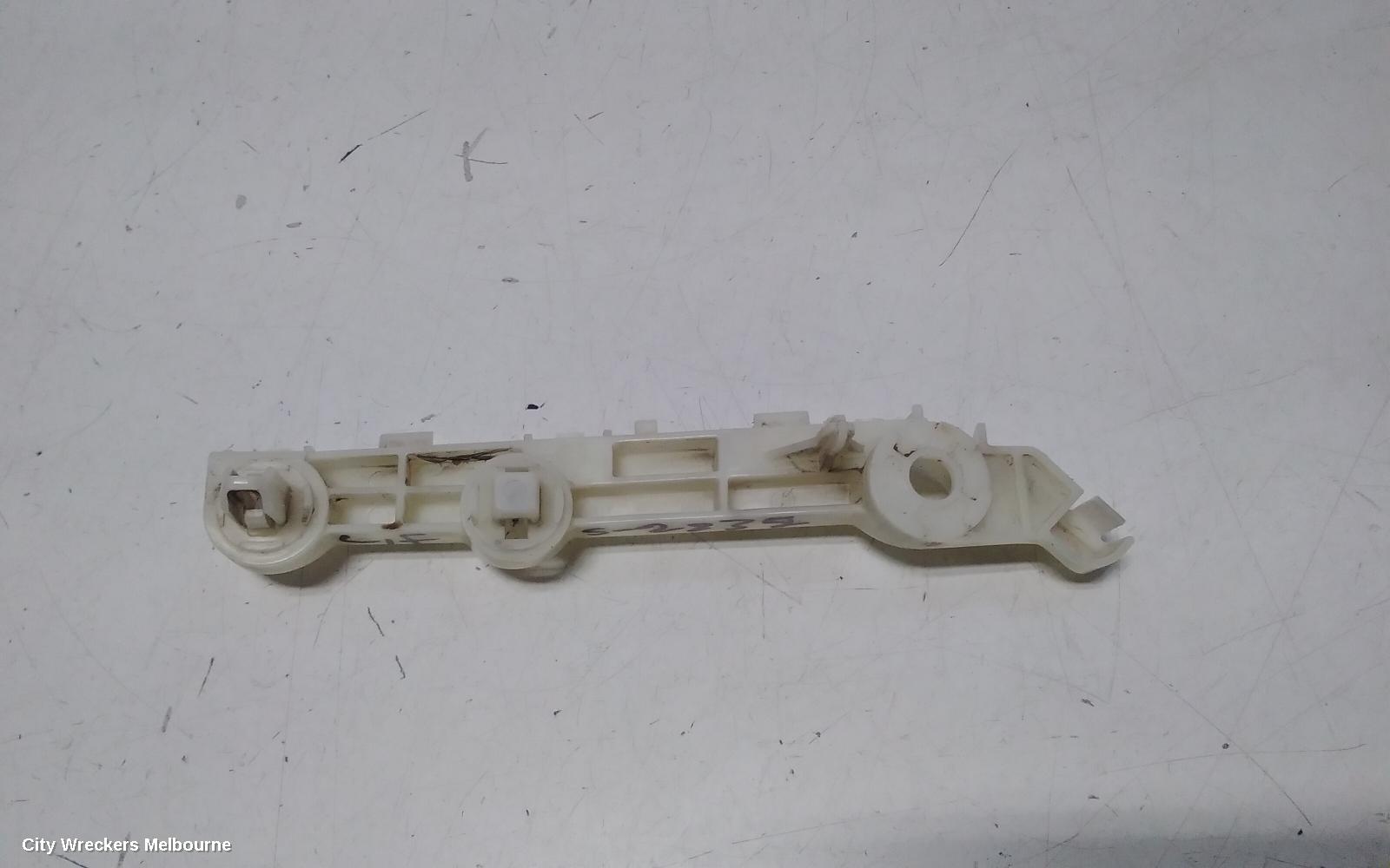 MITSUBISHI OUTLANDER, ZJ, 10/2012 - 03/2015, LHF BAR RETAINER : 117131 - Image 2
