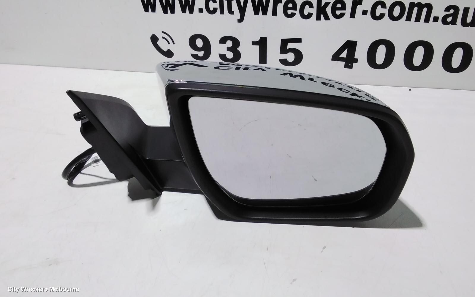 LDV T60 RIGHT DOOR MIRROR, SK8C, CHROME, W/ CAMERA TYPE, 07/2017 ONWARDS - Image 2