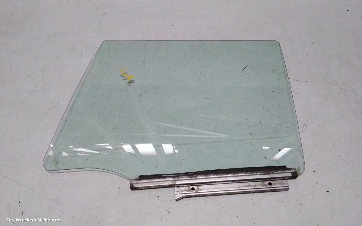 SUZUKI SWIFT LEFT REAR DOOR WINDOW, FZ, 08/2010 - 03/2017 - Image 2