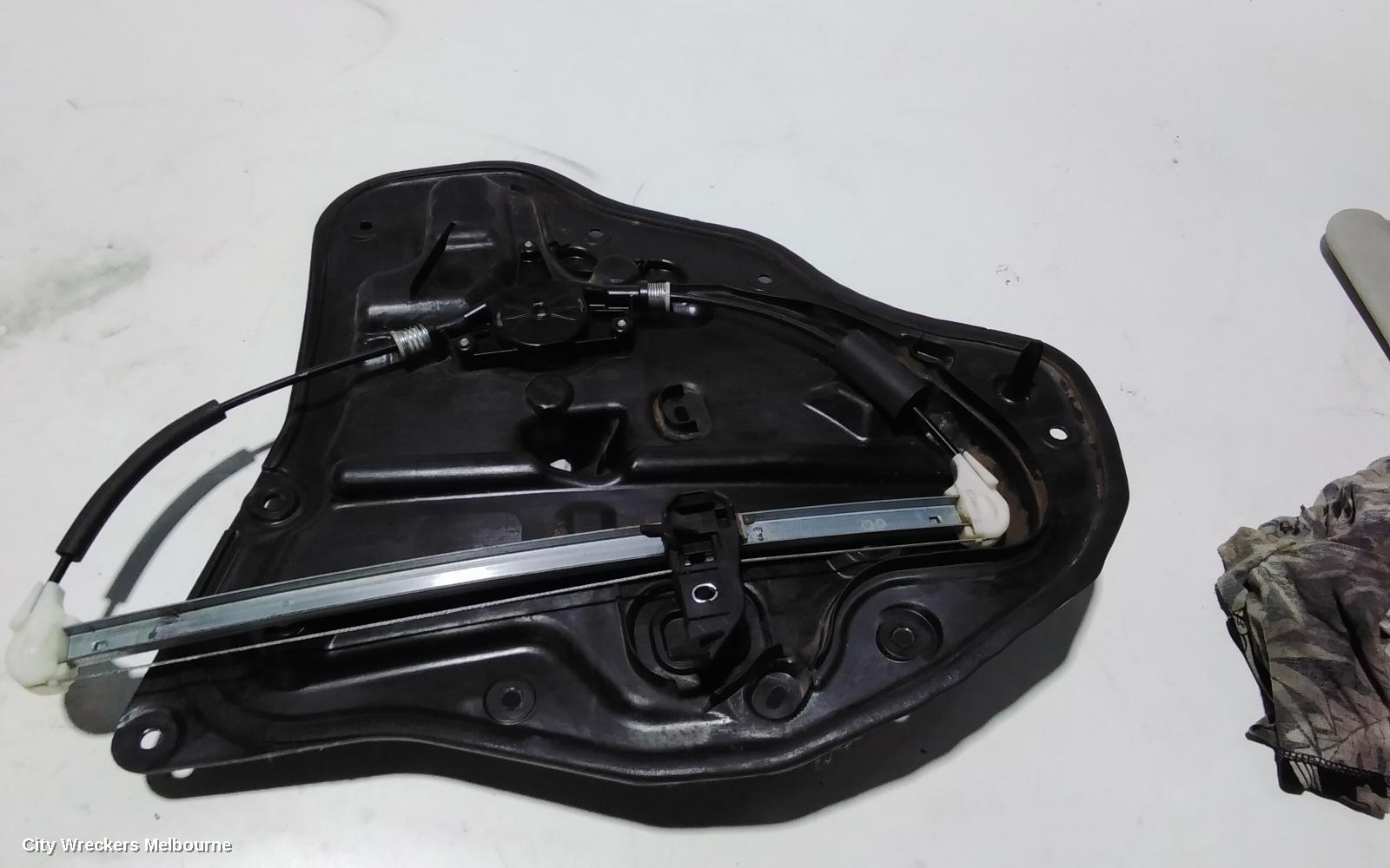 MAZDA CX3 RIGHT REAR WND REG/MOTOR, DK, 03/2015 - 01/2017 - Image 2