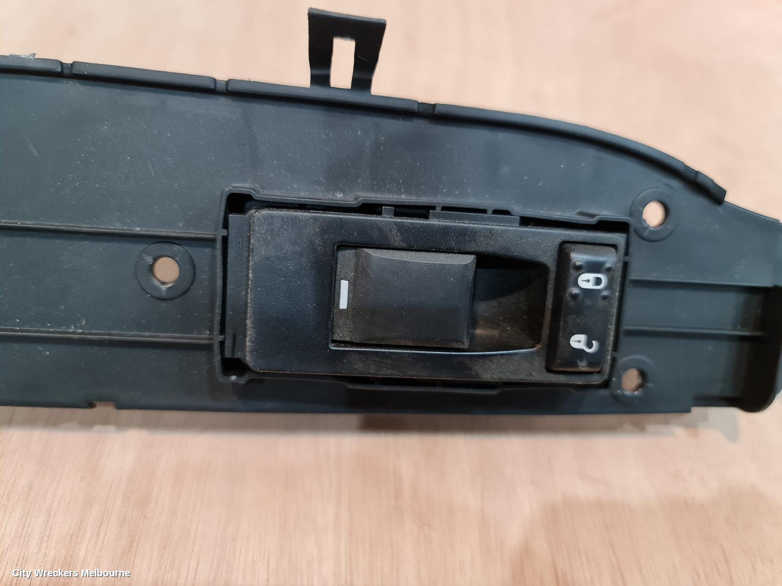 JEEP PATRIOT PWR DR WIND SWITCH, LH REAR, MK, 08/2007 - 12/2016 - Image 2