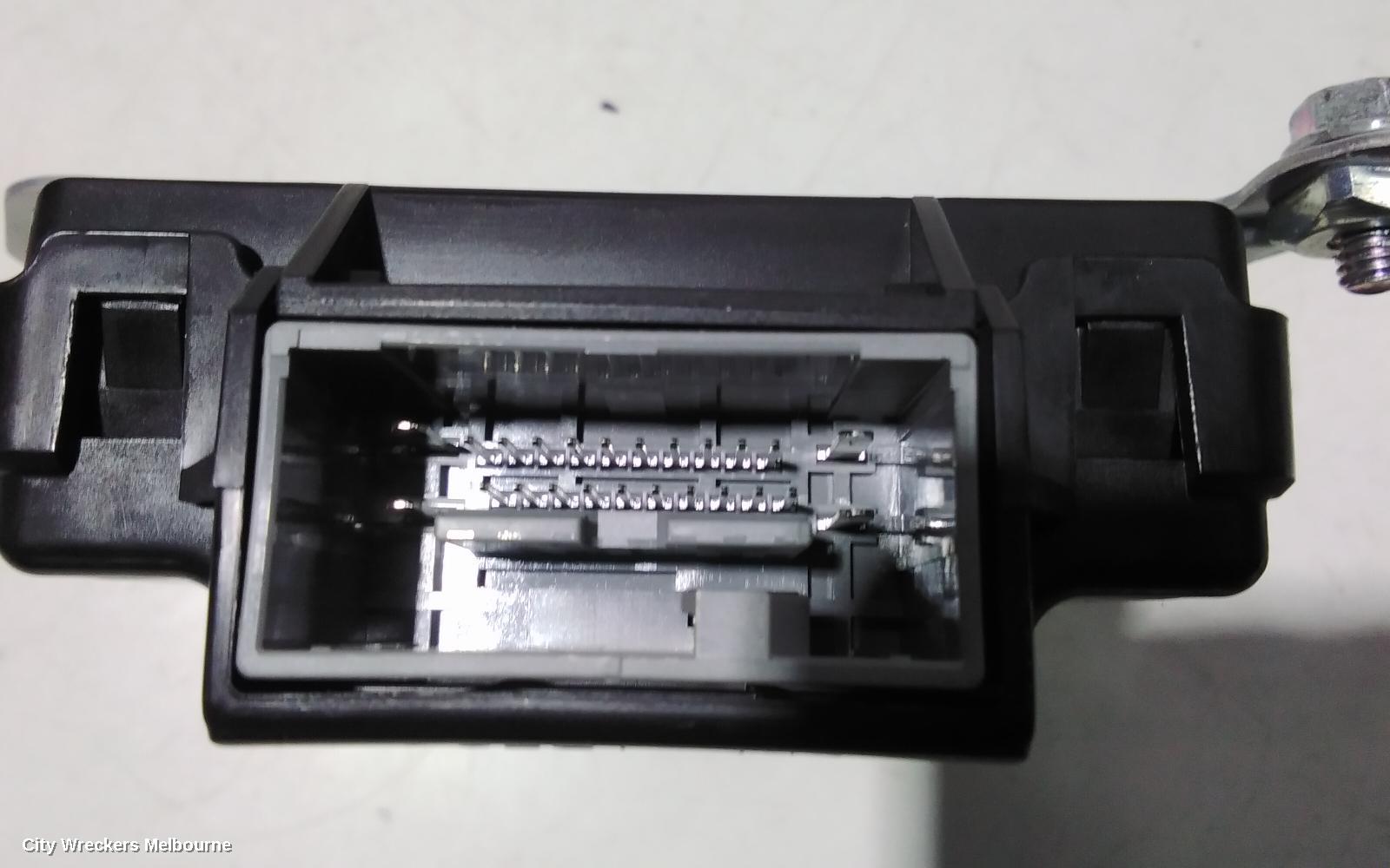 HONDA CRV, RW, 05/2017 - 08/2023, TRANSFER CASE CONTROL MODULE - PART NO: 48310 - 5TG - H53: 91051 - Image 3