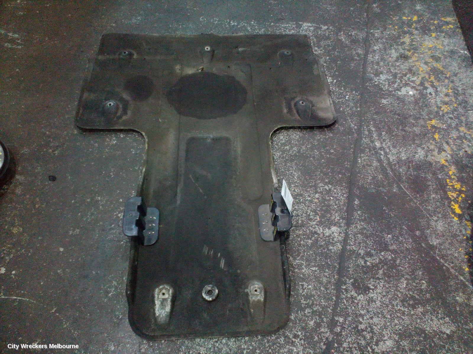 HYUNDAI GENESIS LOWER ENGINE SPLASH TRAY - Image 2