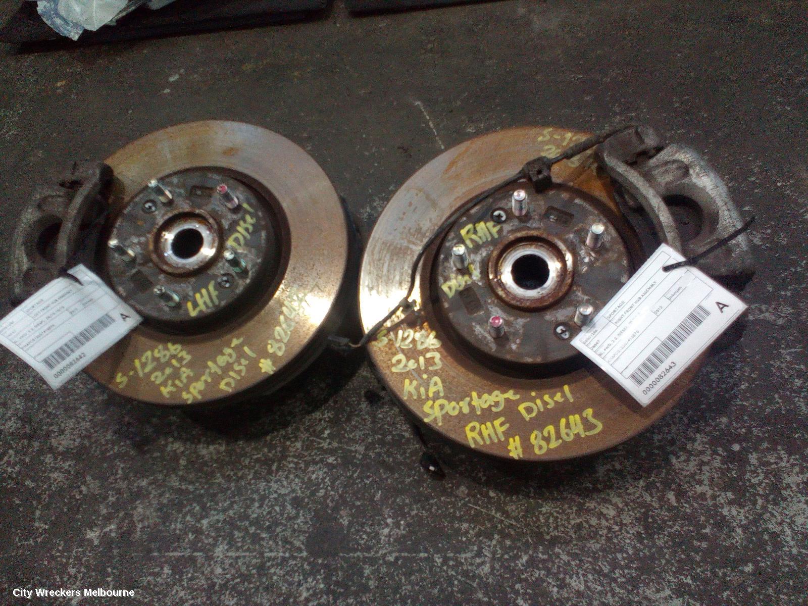 KIA SPORTAGE RIGHT FRONT HUB ASSEMBLY, SL, 4WD, DIESEL, 05/2010 - 10/2015 - Image 2