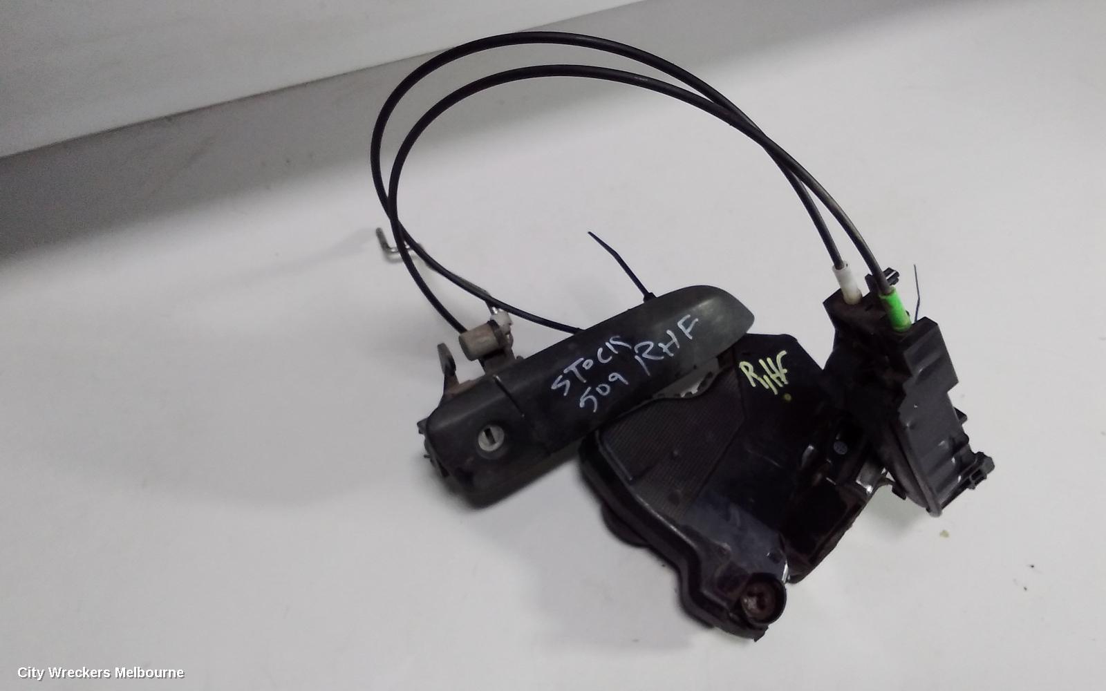 TOYOTA HIACE DOOR/BOOT/GATE LOCK, RIGHT FRONT DOOR LOCK, TRH/KDH, 03/2005 - 04/2019 - Image 1