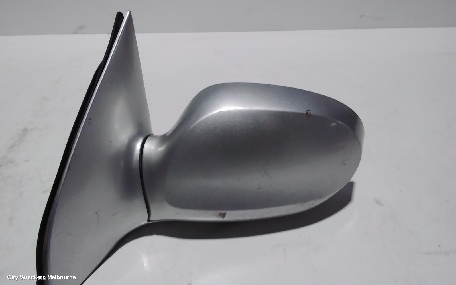 KIA CARNIVAL/GRAND CARNIVAL LEFT DOOR MIRROR, KV SII, HEATED TYPE 12/2001 - 09/2006 - Image 1