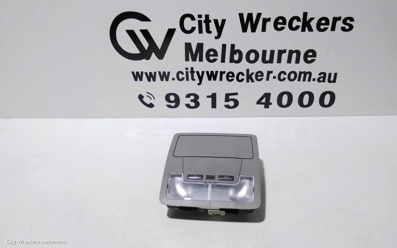 TOYOTA KLUGER COURTESY LIGHT, XU50 SERIES, 03/2014 - 02/2021 - Image 1