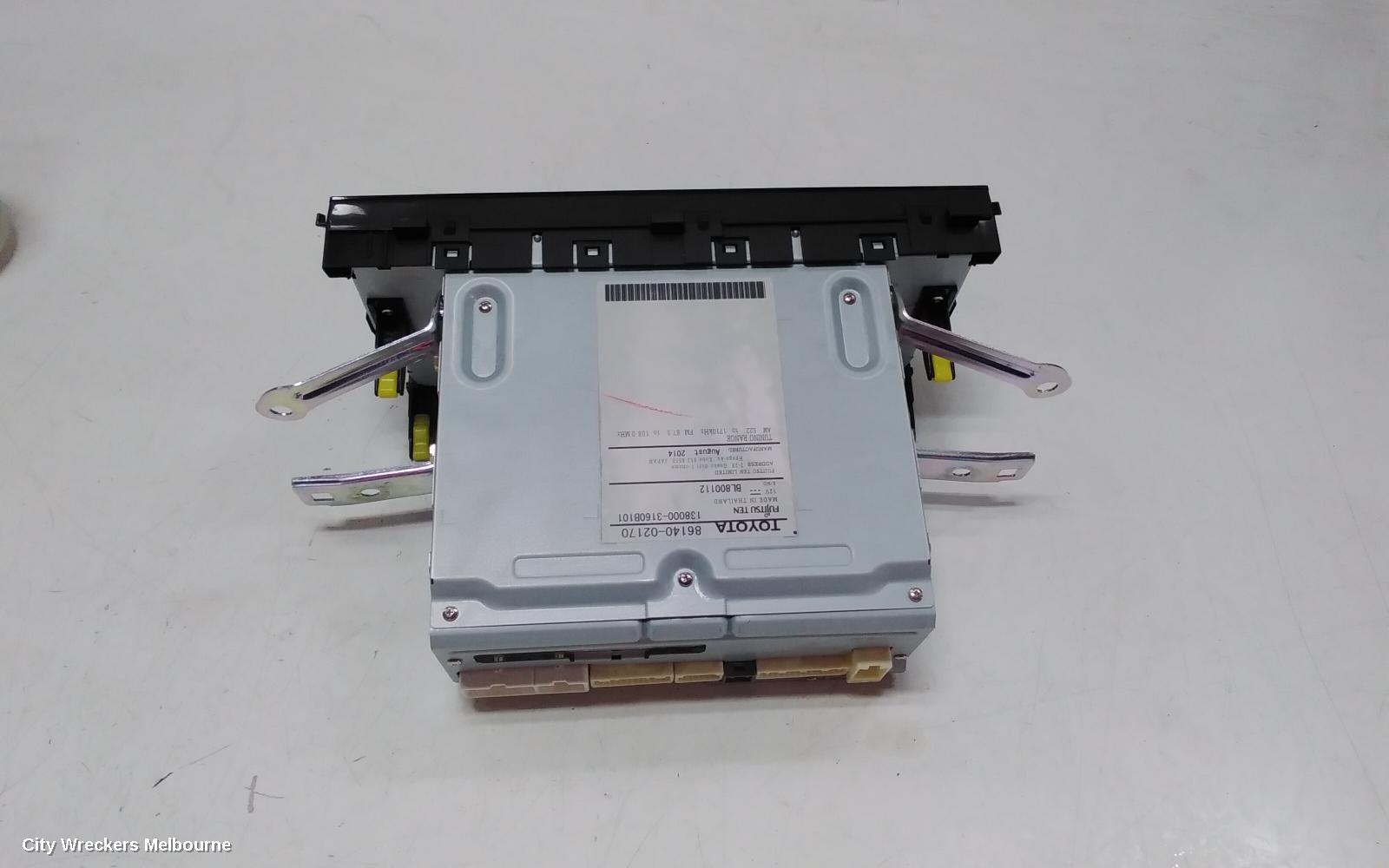 TOYOTA COROLLA RADIO/CD/DVD/SAT/TV, 6.1IN TOUCHSCREEN (P/N ON FACE 100198), ZRE172, SEDAN, 12/2013 - 10/2016 - Image 3