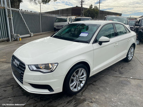 AUDI A3 ENGINE COVER, PETROL, 1.4, TURBO, 8V (A3), 05/2013 - 10/2020 - Image 2