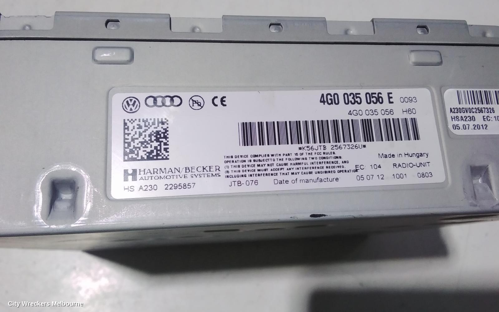 AUDI Q7 RADIO/CD/DVD/SAT/TV, MUSIC INTERFACE (GLOVEBOX), 4L, 09/2006 - 08/2015 - Image 3