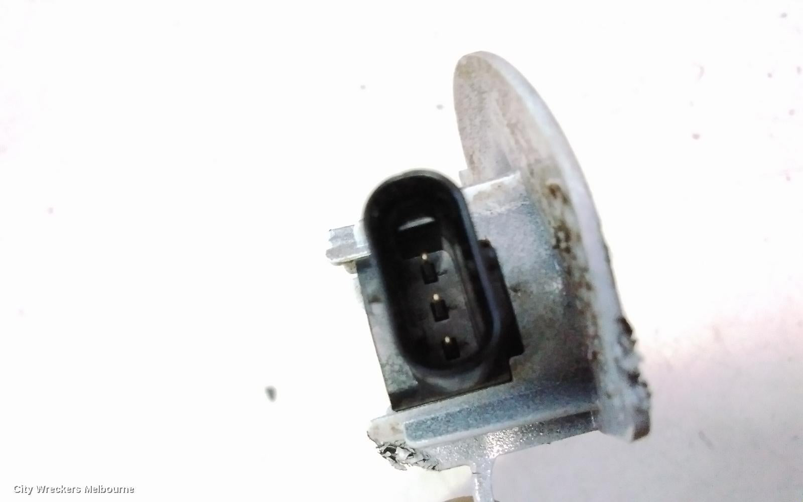TESLA MODEL 3, 1ST GEN, 06/2019 ONWARDS, 1 REAR BUMBER PARKING SENSOR : 138743 - Image 3
