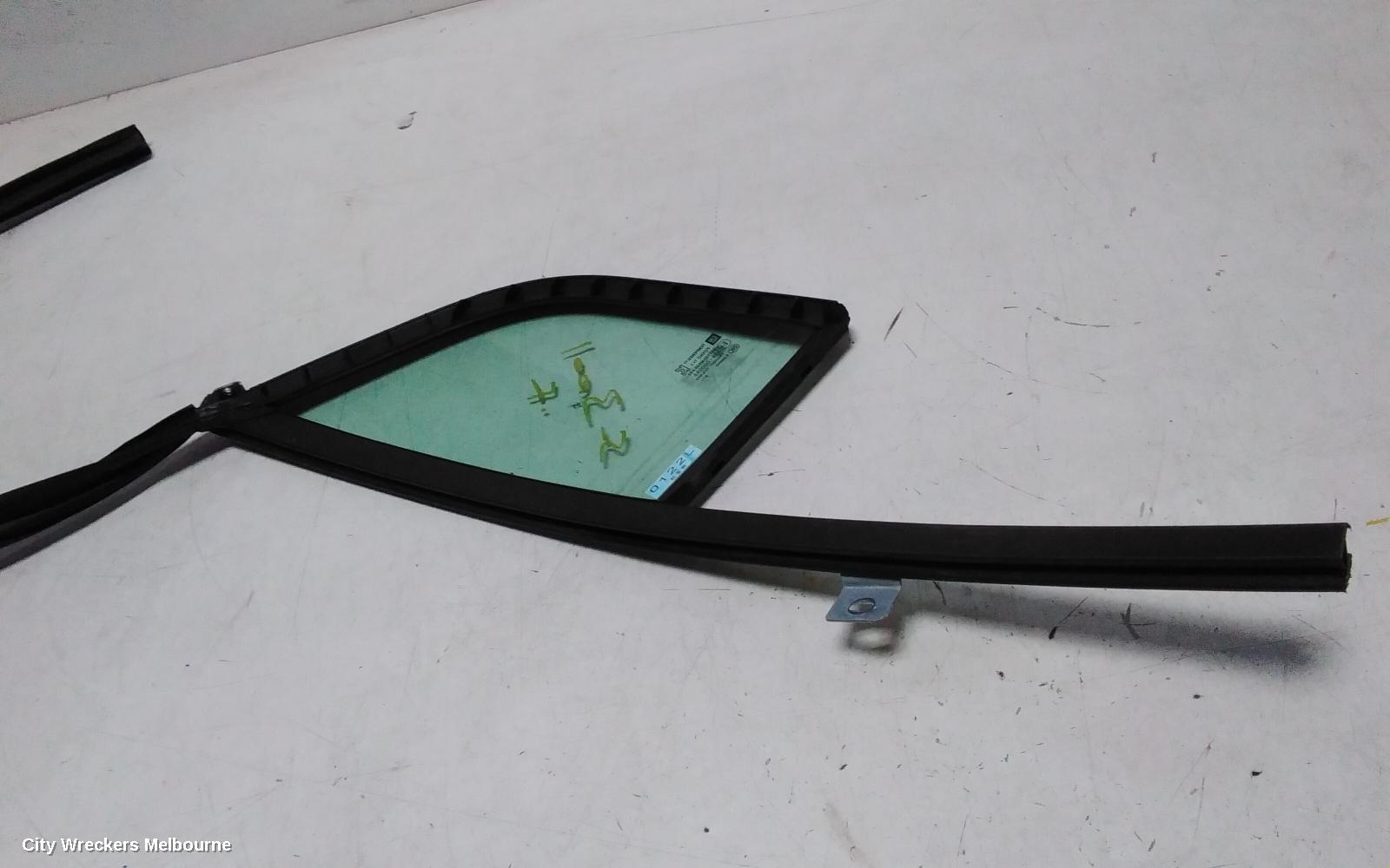 HOLDEN TRAX LEFT FRONT 1/4 DOOR GLASS, TJ SERIES, 08/2013 - 12/2020 - Image 3
