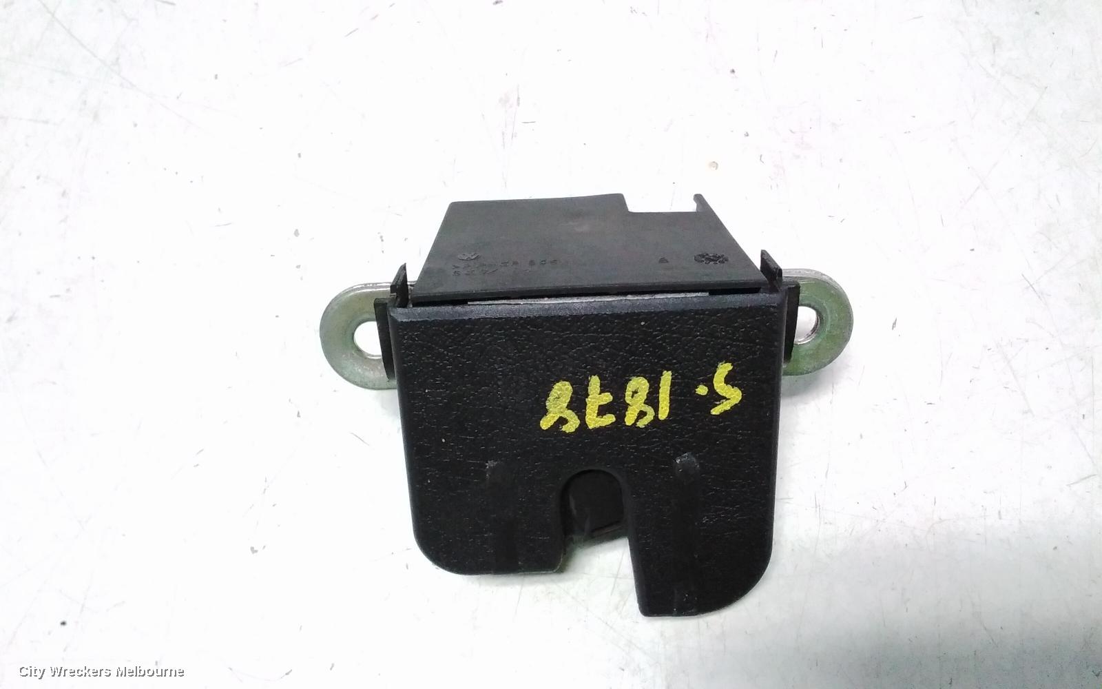 VOLKSWAGEN CADDY DOOR/BOOT/GATE LOCK, TAILGATE LOCK, 2KN, 07/2015 - 02/2021 - Image 2