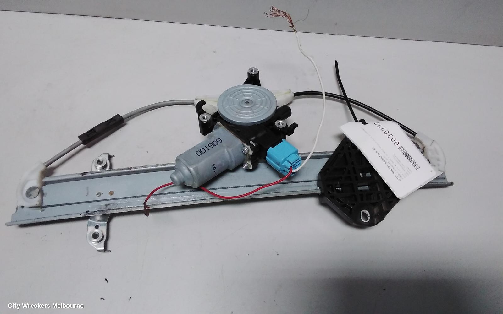 SUBARU FORESTER RR WINDOW REGULATOR - Image 3