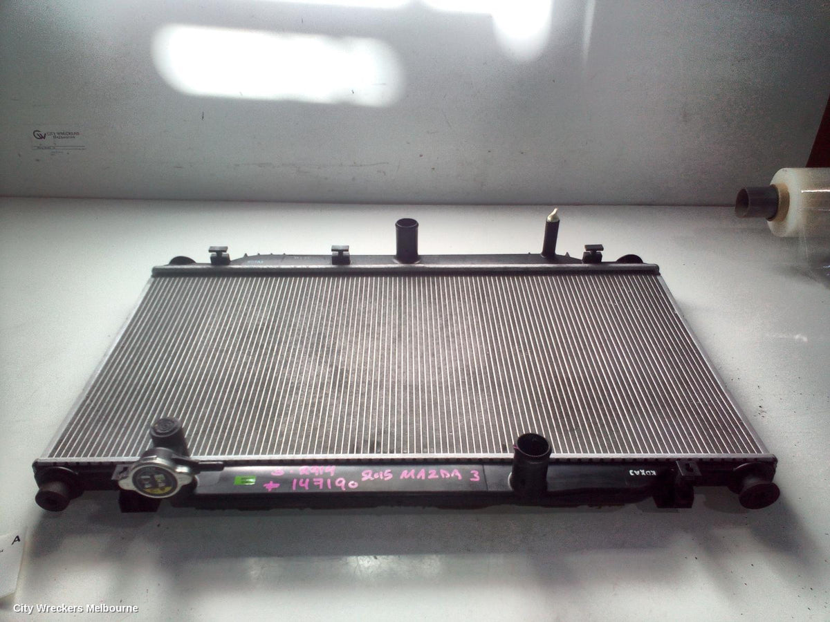 MAZDA 3 RADIATOR, AUTO, 2.0/2.5, PETROL, BM-BN, 11/2013 - 02/2019 - Image 1