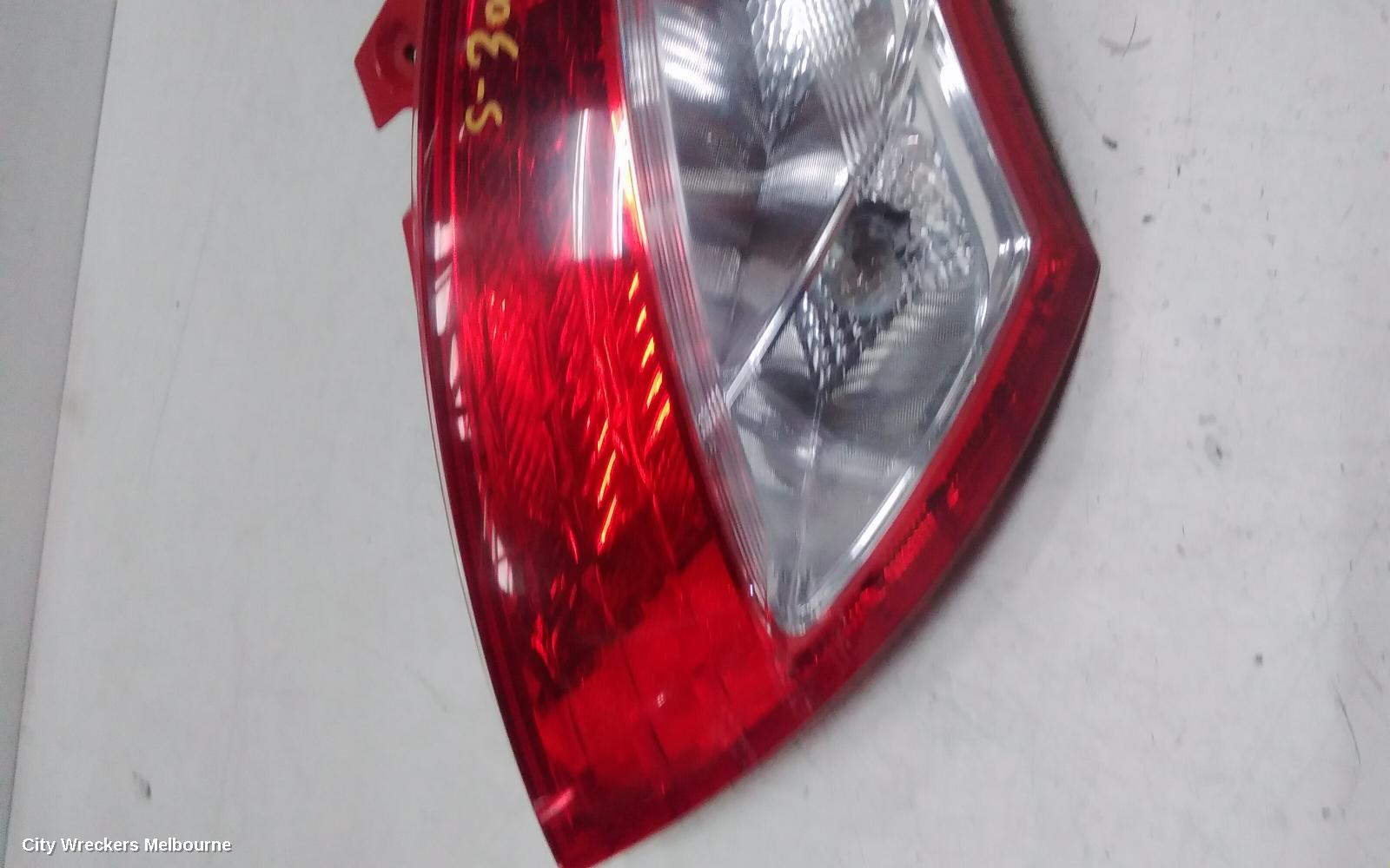 SUZUKI SWIFT RIGHT TAILLIGHT, FZ, STANDARD TYPE, 08/2010 - 03/2017 - Image 2