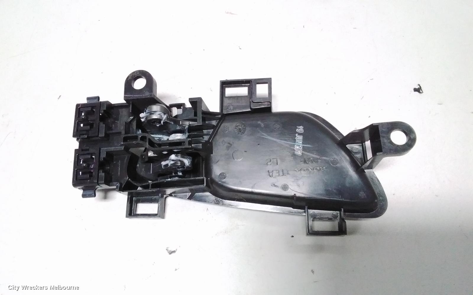 HONDA CIVIC DOOR HANDLE, 10TH GEN, LH FRONT, INNER, 05/2016 - 08/2021 - Image 3