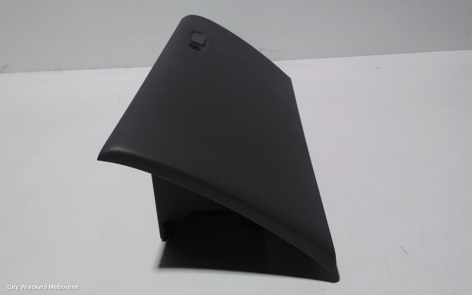 MITSUBISHI TRITON GLOVE BOX, MQ-MR, 03/2015 - 10/2023 - Image 2