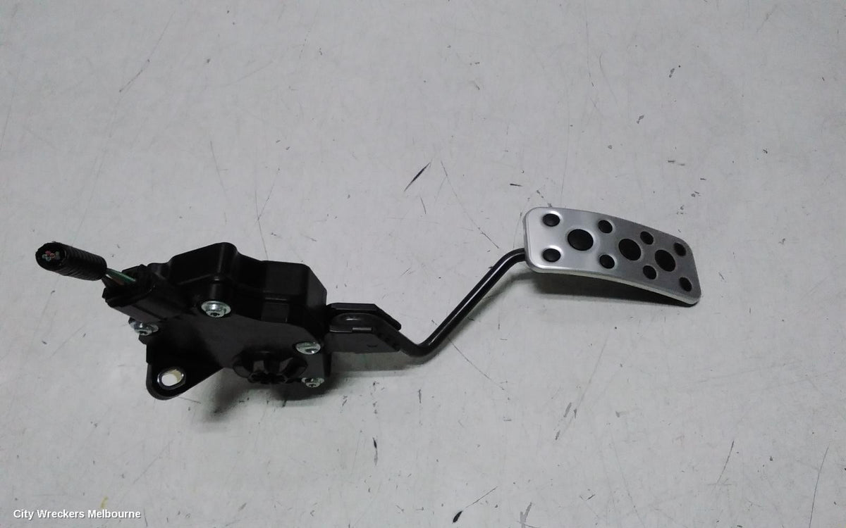 SUBARU LEVORG PEDAL ASSEMBLY, V1, 05/2016 - 12/2020 - Image 3