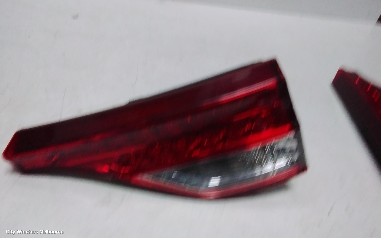 TOYOTA ESTIMA REAR GARNISH, TAILGATE LAMP (RH SIDE), XR50, RED/CLEAR, LENS# 28209, 09-19 (IMPORT) - Image 3