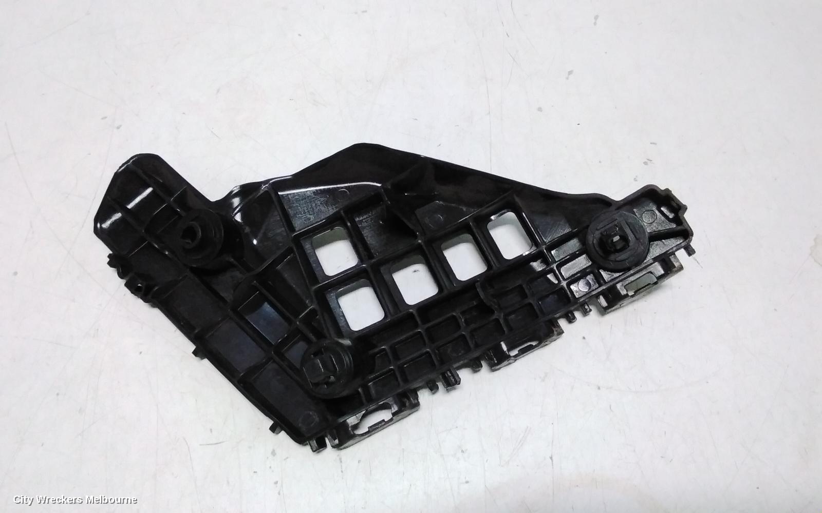 TOYOTA COROLLA, ZRE172R, SEDAN, 12/2013 - 06/2019, LHF BAR BRAKET: 113491 - Image 3