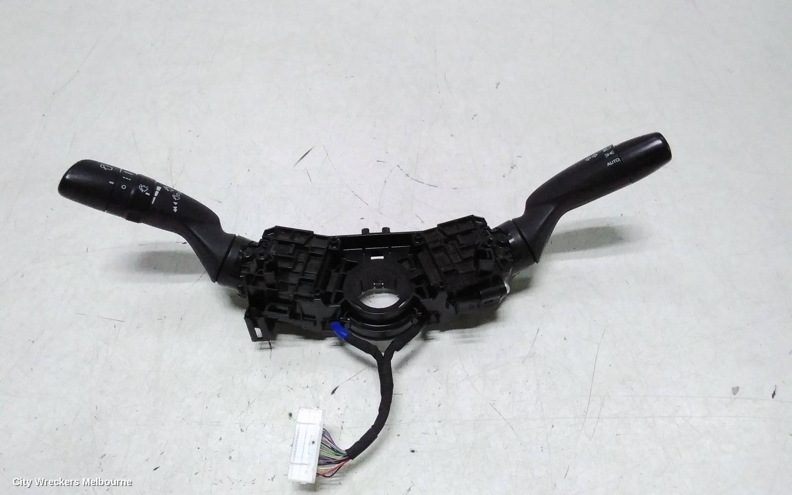 TOYOTA HIACE COMBINATION SWITCH, COMBINATION SWITCH ASSY, NON FOGLAMP TYPE, 300 SERIES, 02/2019 ONWARDS - Image 3