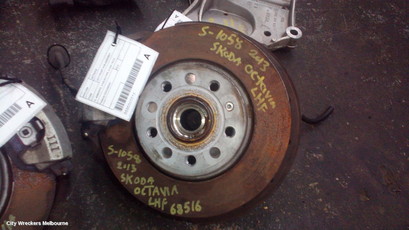 SKODA OCTAVIA LEFT FRONT HUB ASSEMBLY, 1Z, AMBIENTE, 3 HOLES TYPE, 01/2004 - 10/2013 - Image 1