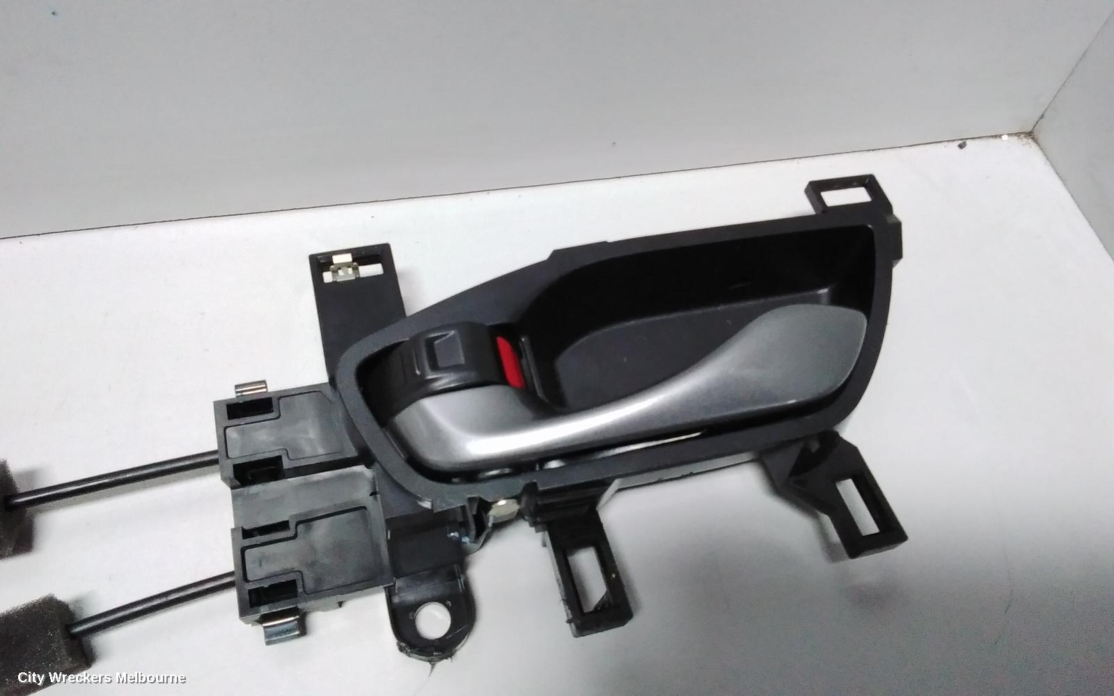 HONDA CRV DOOR/BOOT/GATE LOCK, LEFT FRONT DOOR LOCK, RW, 05/2017 ONWARDS - Image 3