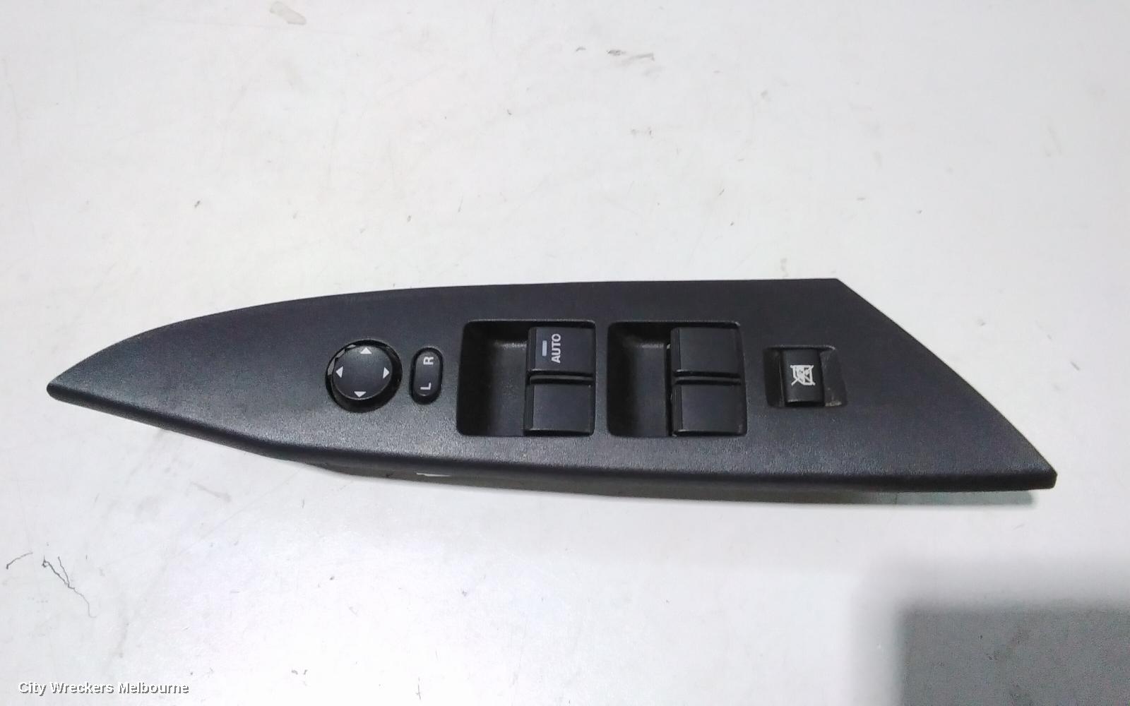 MAZDA 3 PWR DR WIND SWITCH, RH FRONT (MASTER SWITCH), BL, 04/2009 - 10/2013 - Image 2