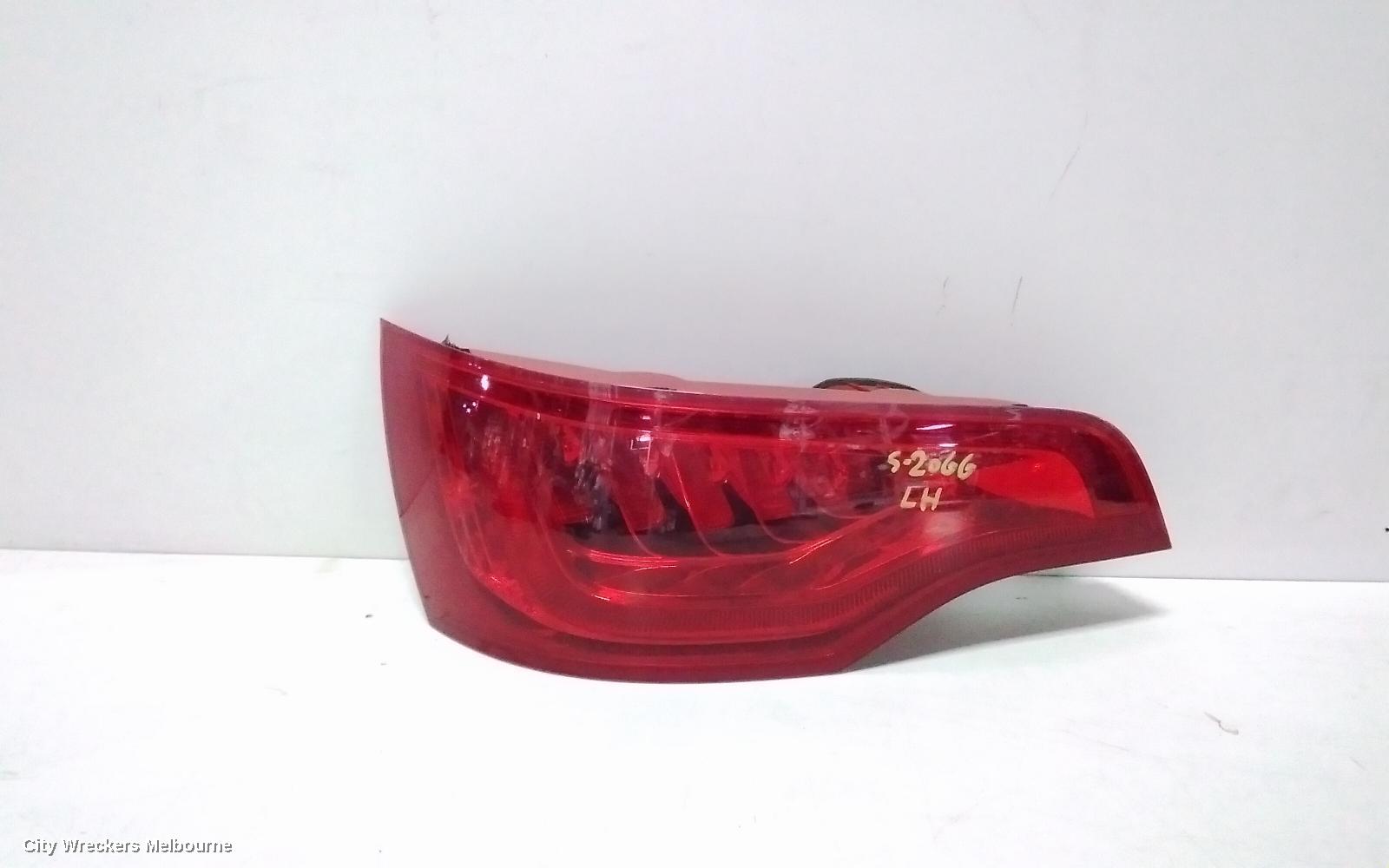 AUDI Q7 LEFT TAILLIGHT, 4L, IN TAILGATE, 10/2009 - 08/2015 - Image 3
