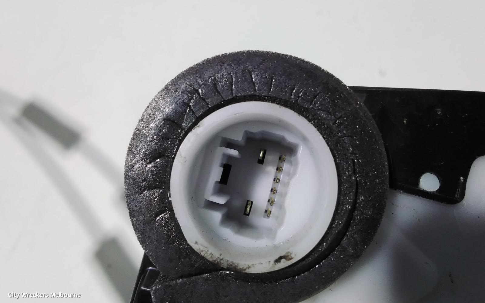 HONDA ODYSSEY DOOR/BOOT/GATE LOCK, RIGHT FRONT DOOR LOCK, RC1, 02/2014 ONWARDS - Image 3