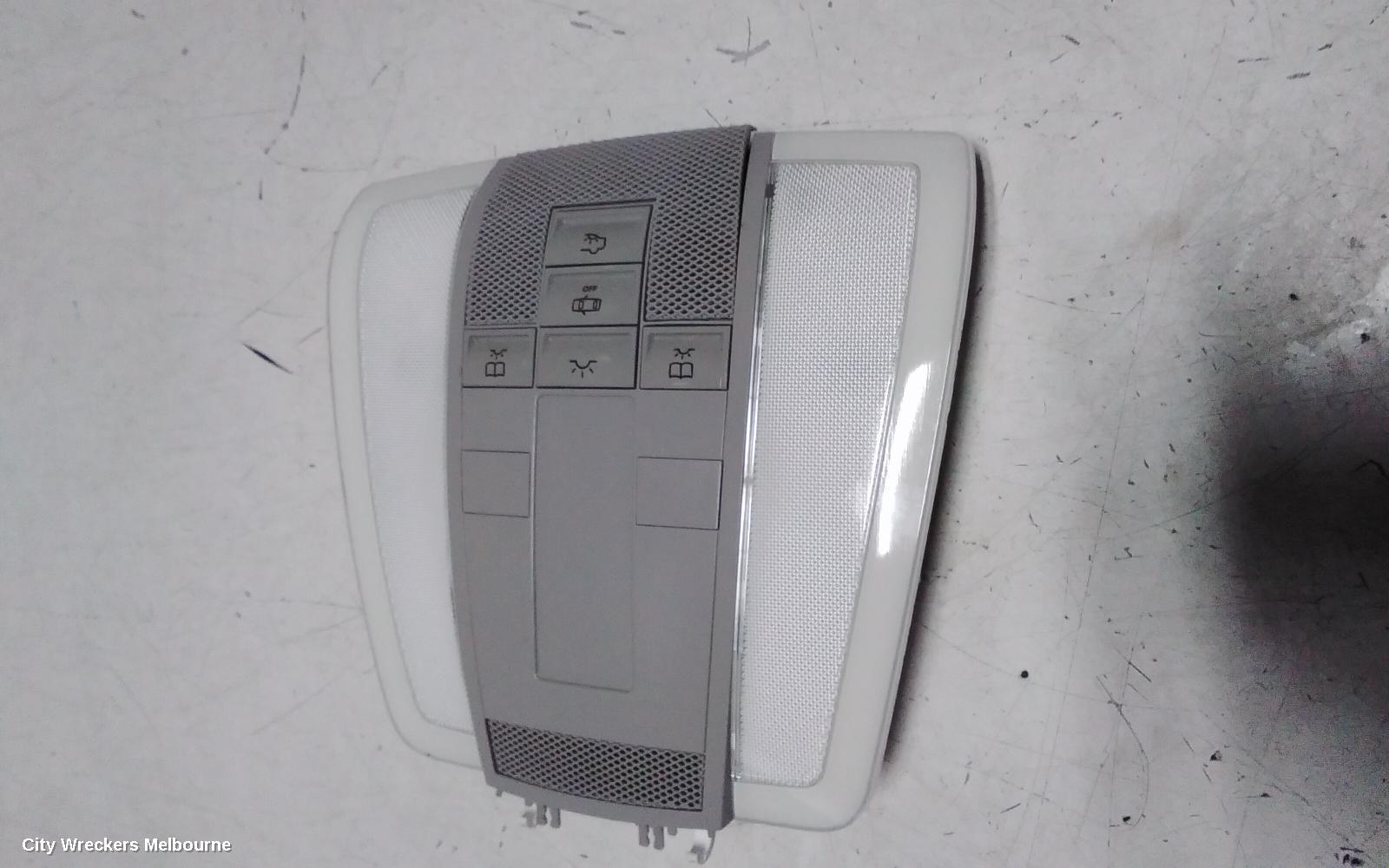 MERCEDES C CLASS COURTESY LIGHT, FRONT (CENTRE), NON SUNROOF CONTROLS TYPE, GREY, W204, 07/2007 - 01/2015 - Image 2