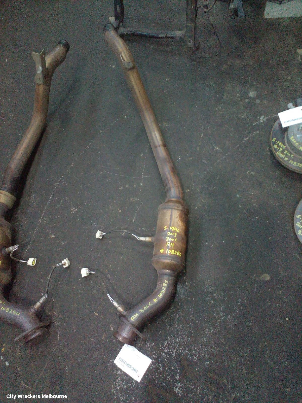CHRYSLER 300C CATALYTIC CONVERTER, MANIFOLD-CAT TYPE, 3.6, PETROL, RH SIDE, LX, 07/2012 ONWARDS - Image 1