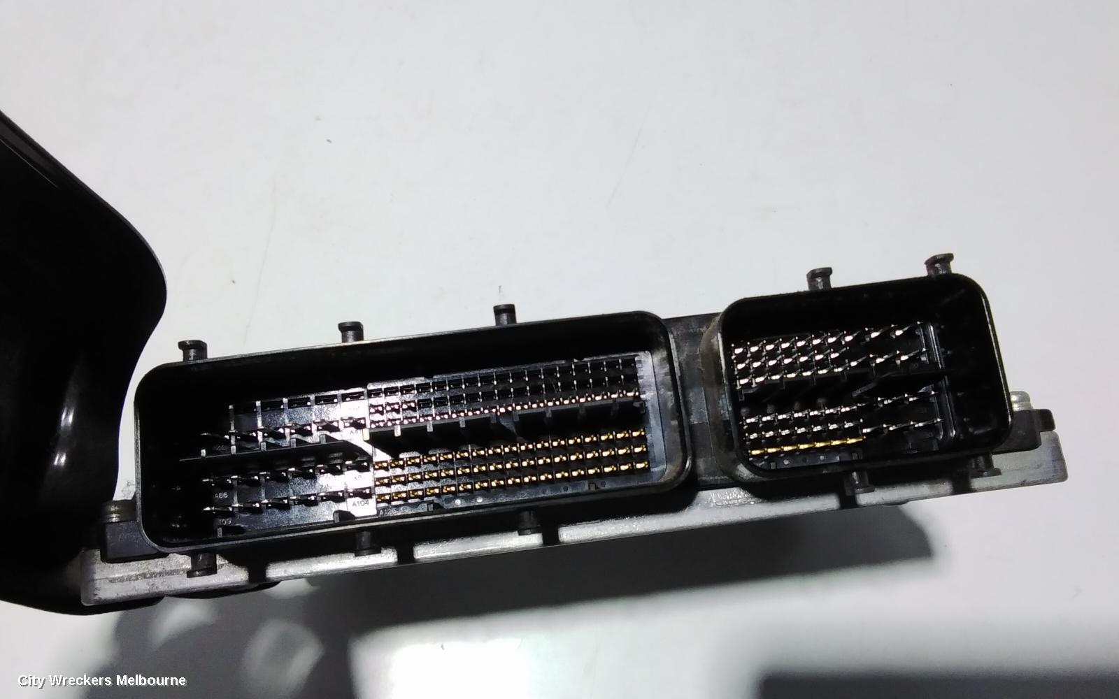 TOYOTA RAV4 ECU, ENGINE ECU, 2.4, 2AZ-FE, MANUAL T/M, 89661-42M80, ECU ONLY, ACA33, 11/2005 - 11/2012 - Image 3
